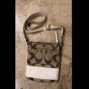 Coach Medium White Crossbody Messenger Bag